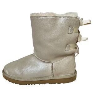 UGG Australia Bailey Bow Shimmer Gold‎ Champagne Boots Size 6